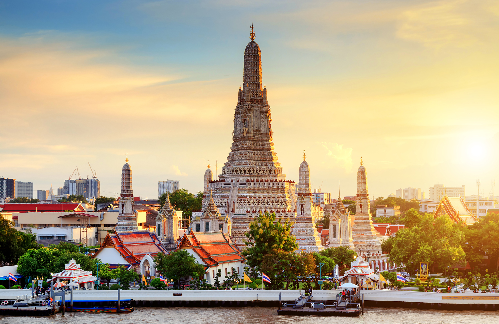 bangkok-wat-arun-temple-at-sunset-cover