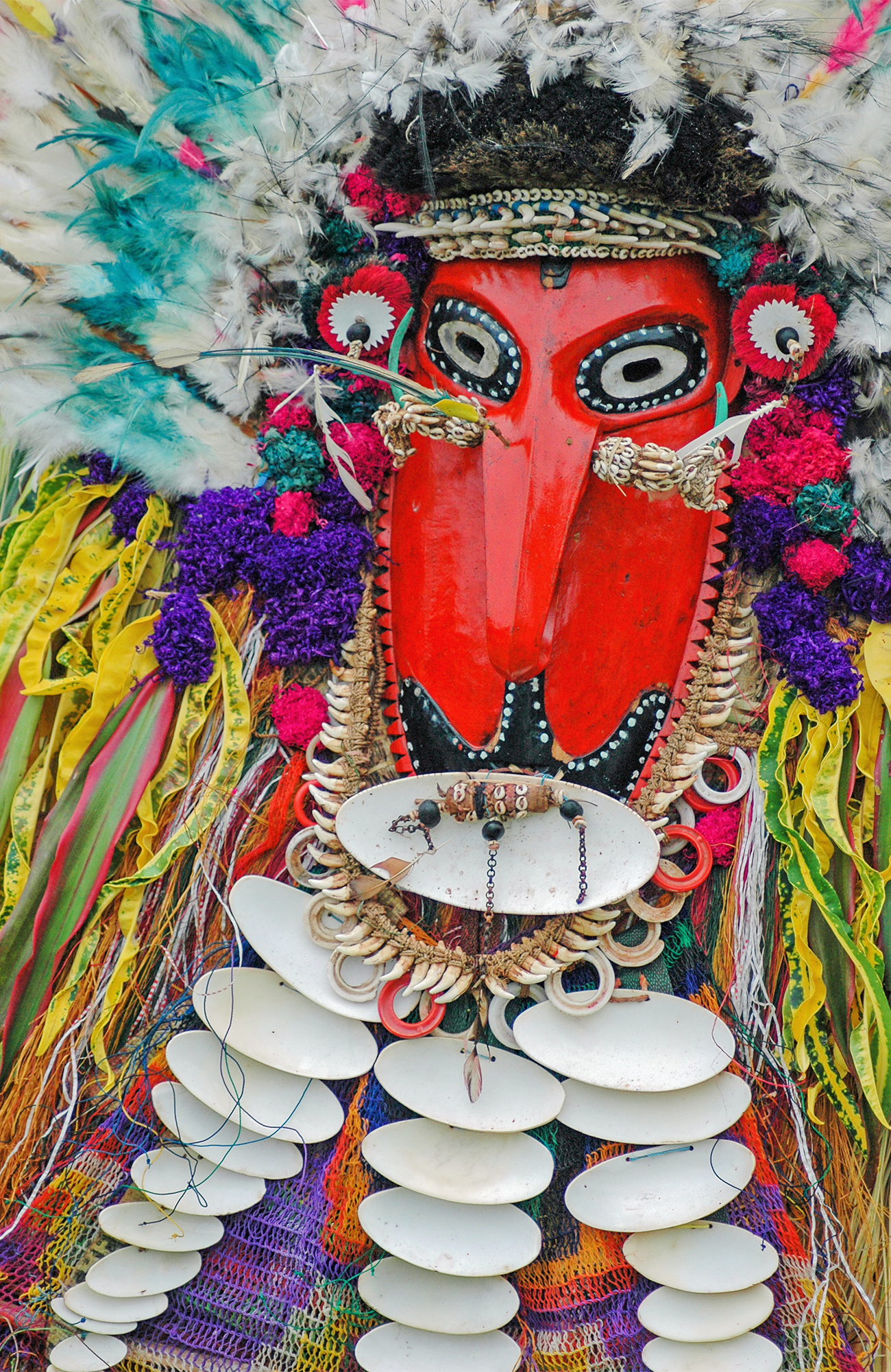 papua-new-guinea-tribe-mask-watam-sidebar