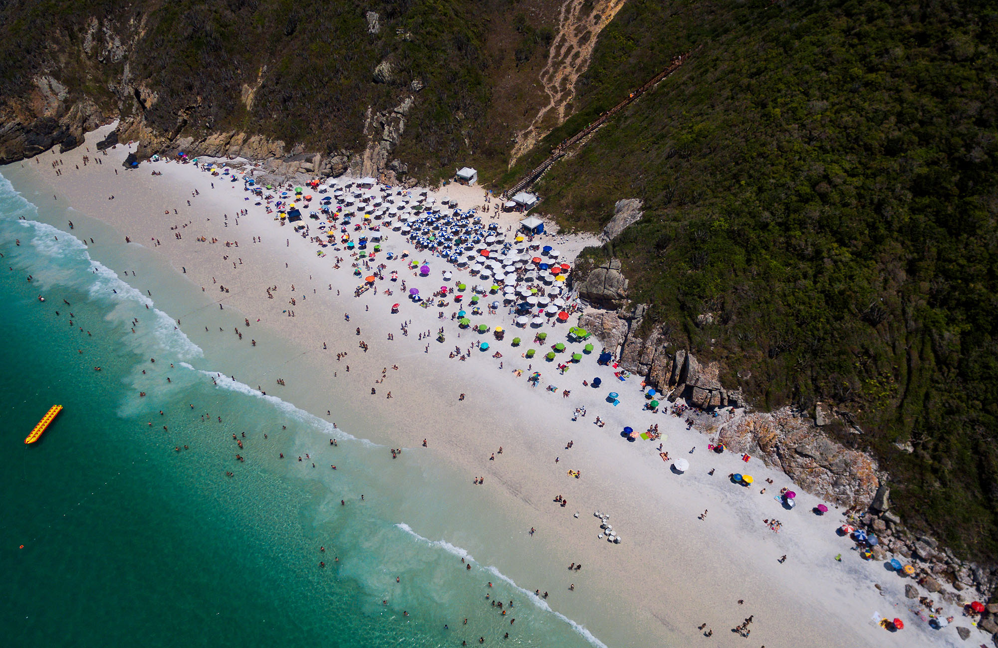 rio-de-janeiro-brazil-prainhas-beach-arraial-do-cabo-cover