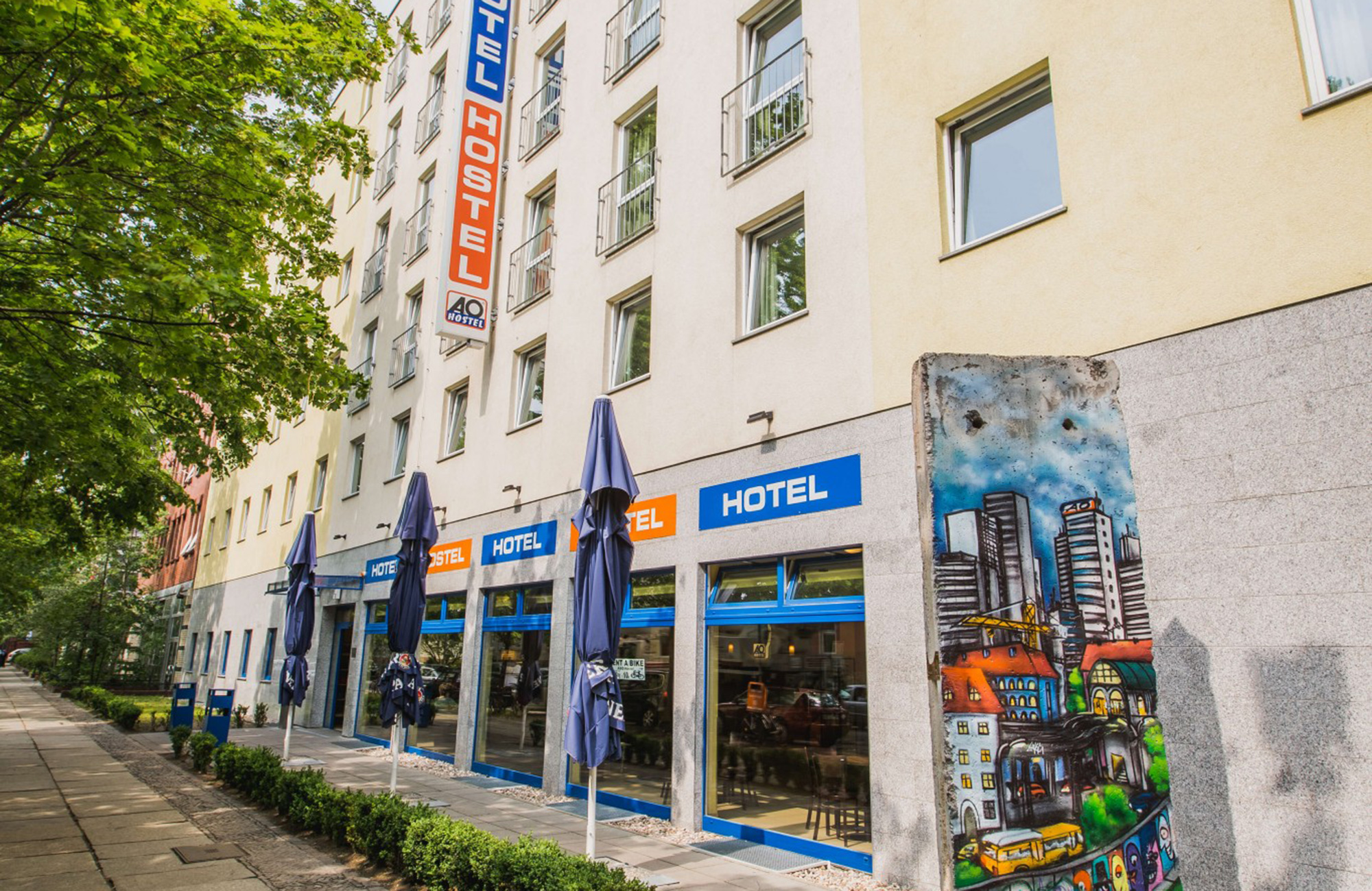 berlin-ao-hauptbahnhof-entrance