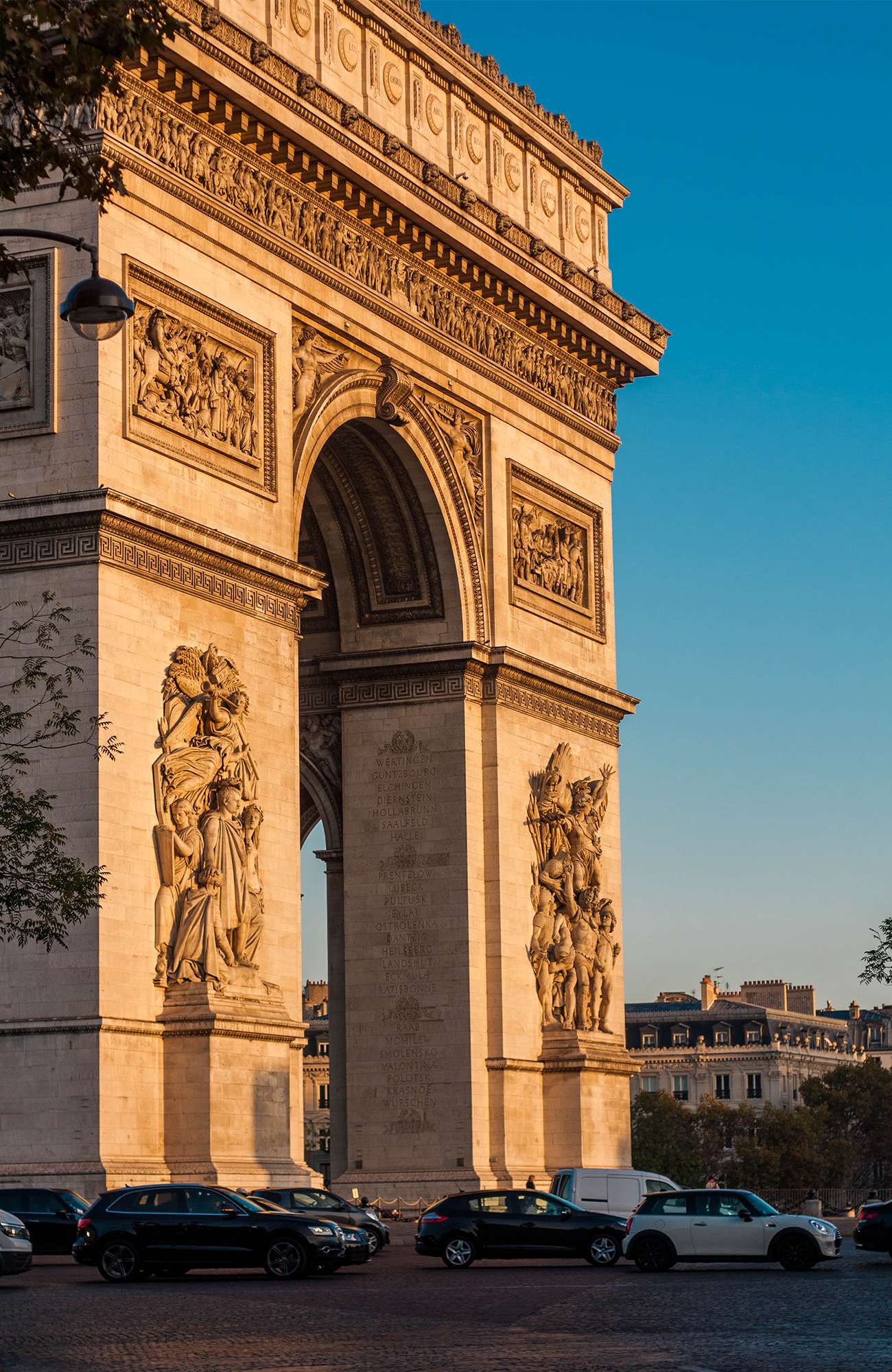 paris-france-arc-de-triomphe-sunset-cars-sidebar