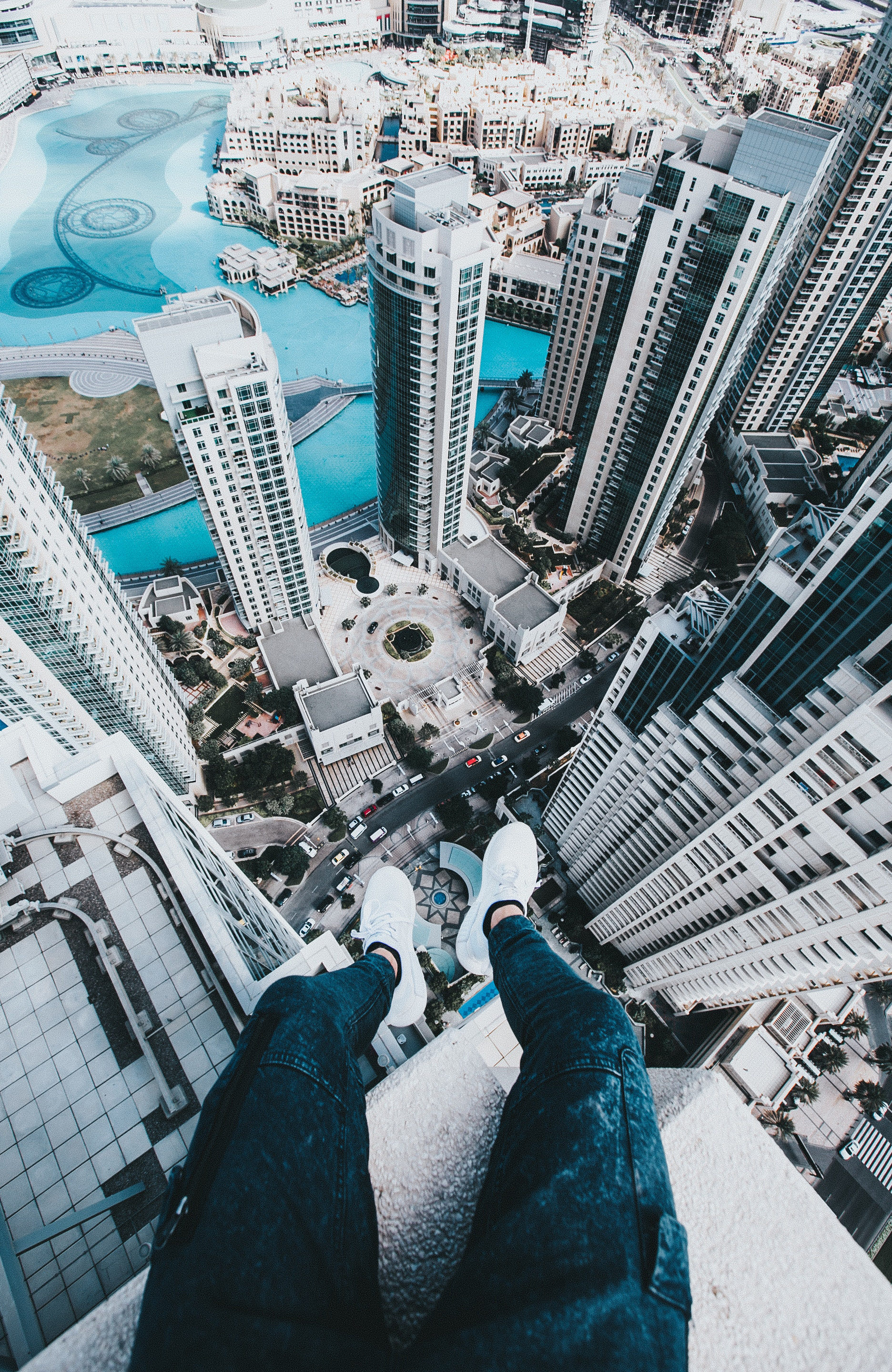 dubai-view-building-sidebar