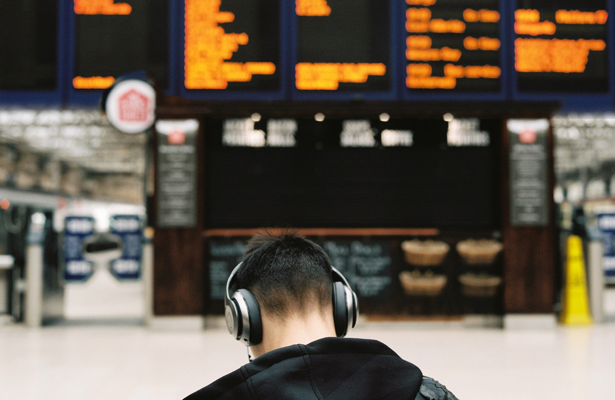 planning-terminal-man-headphones-cover