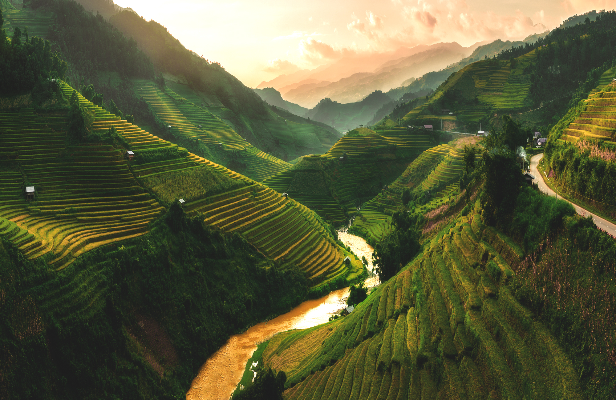 Sapa í kvöldsólinni í mars