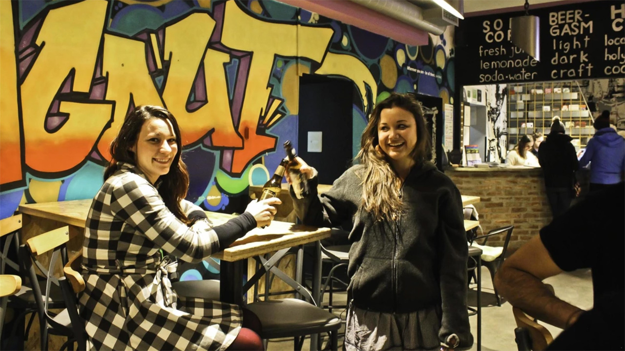 zagreb-hostel-chillout-bar