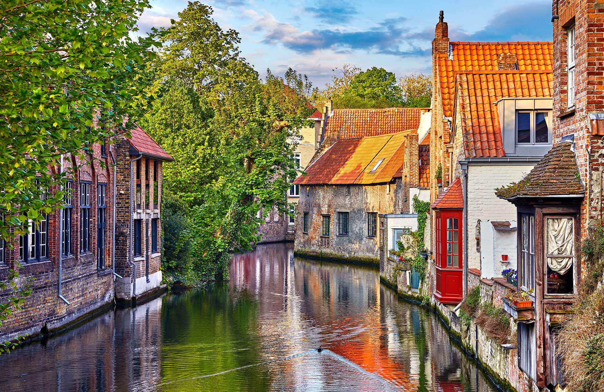 Kanall í Belgíu þar sem hægt er að fara í nemendaferð