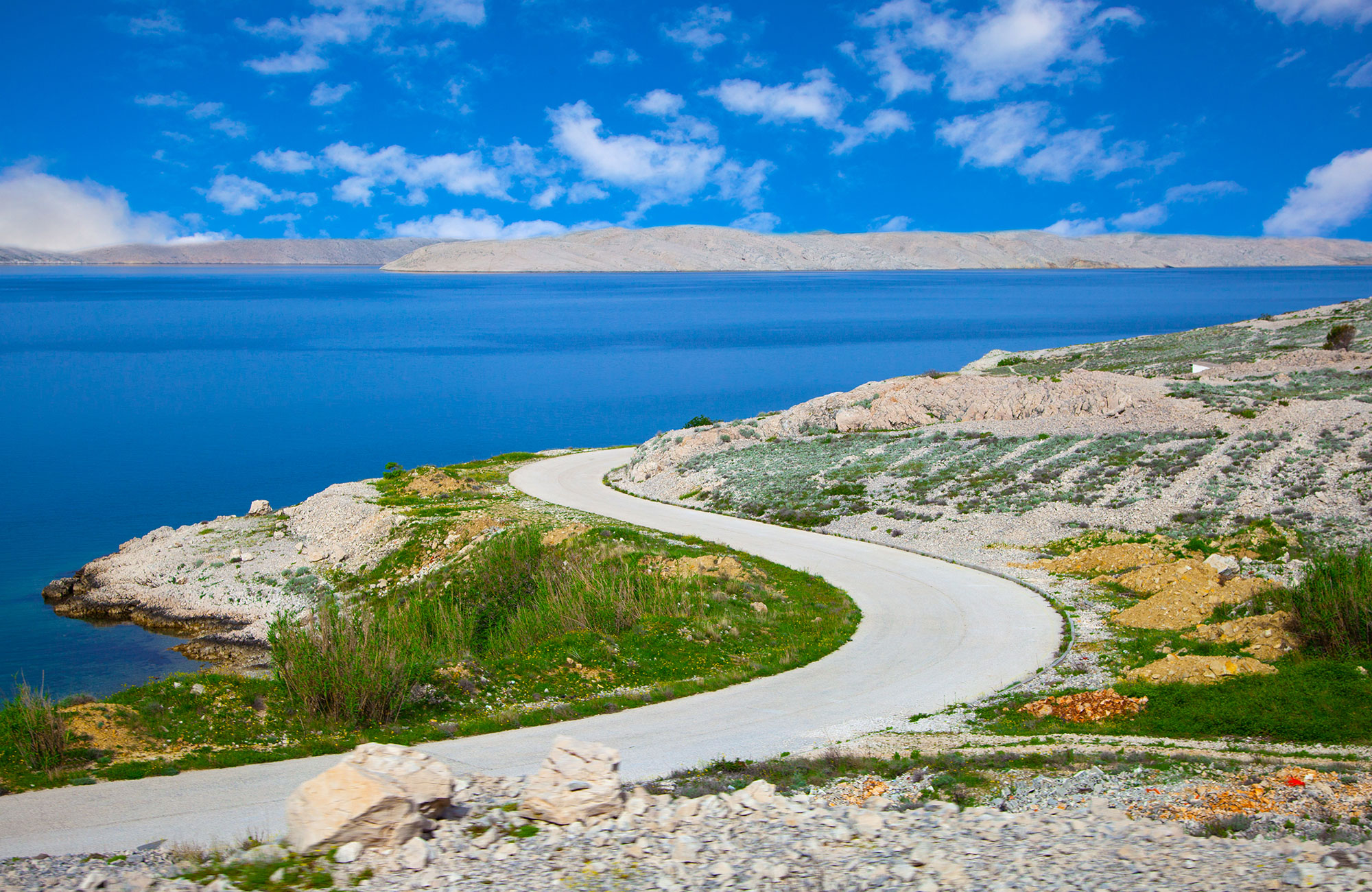 Vegur í Evrópu þar sem þú keyrir ef þú ferð í road trip í Evrópu