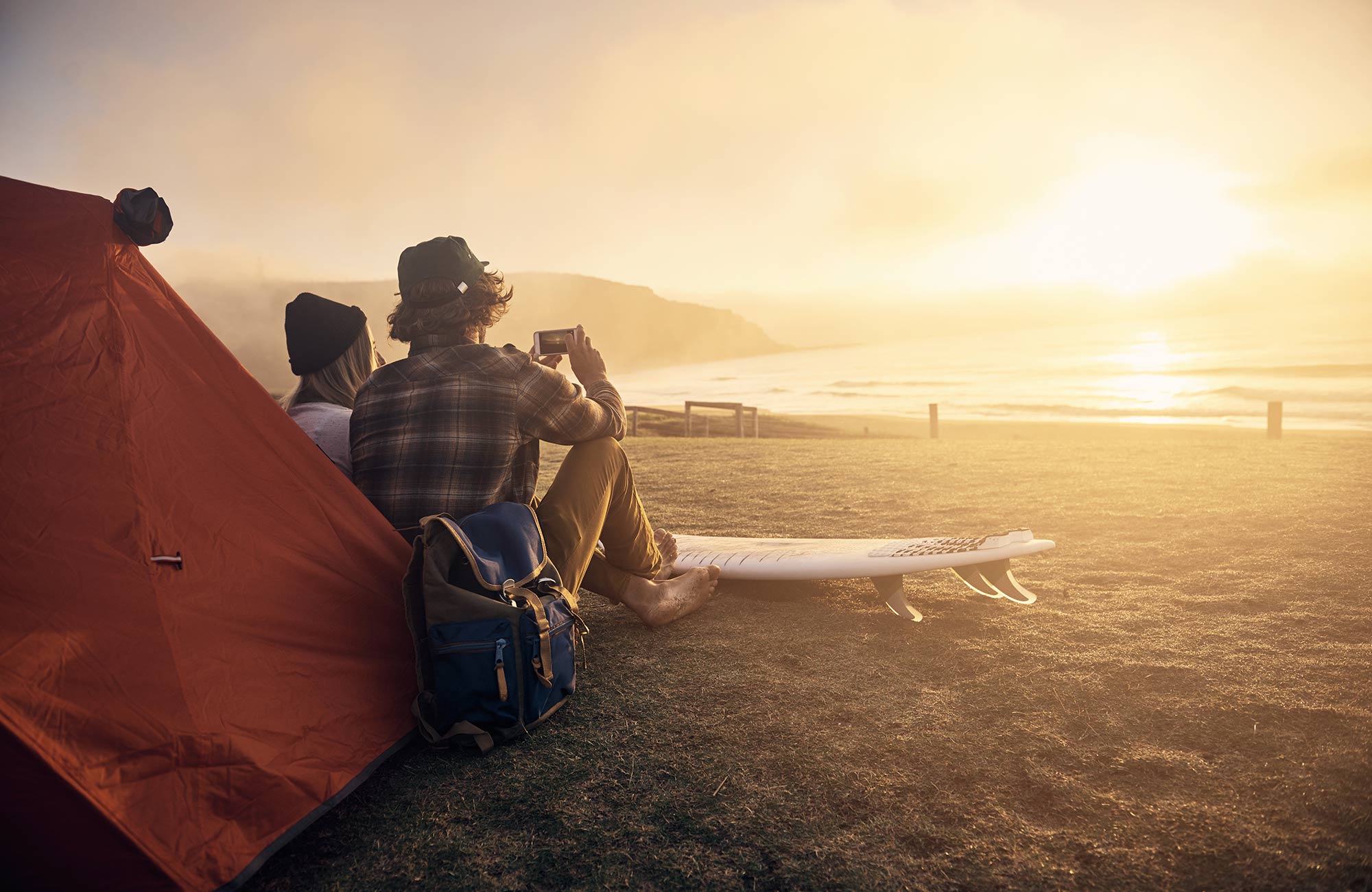 sunset-camping-couple-planning-iytc-card-cover