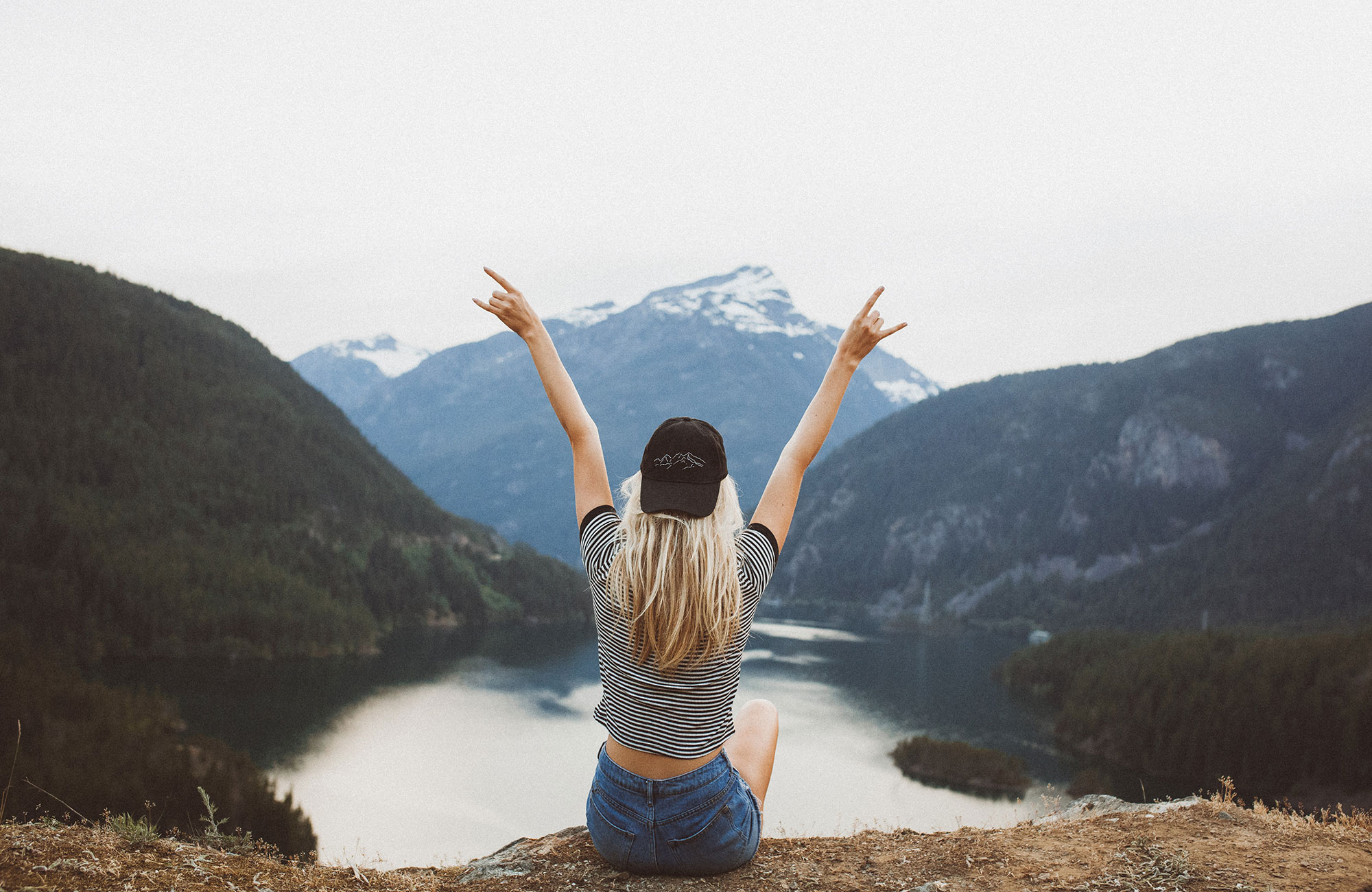 mountain-view-girl-planning-kilroy-gift-voucher-cover