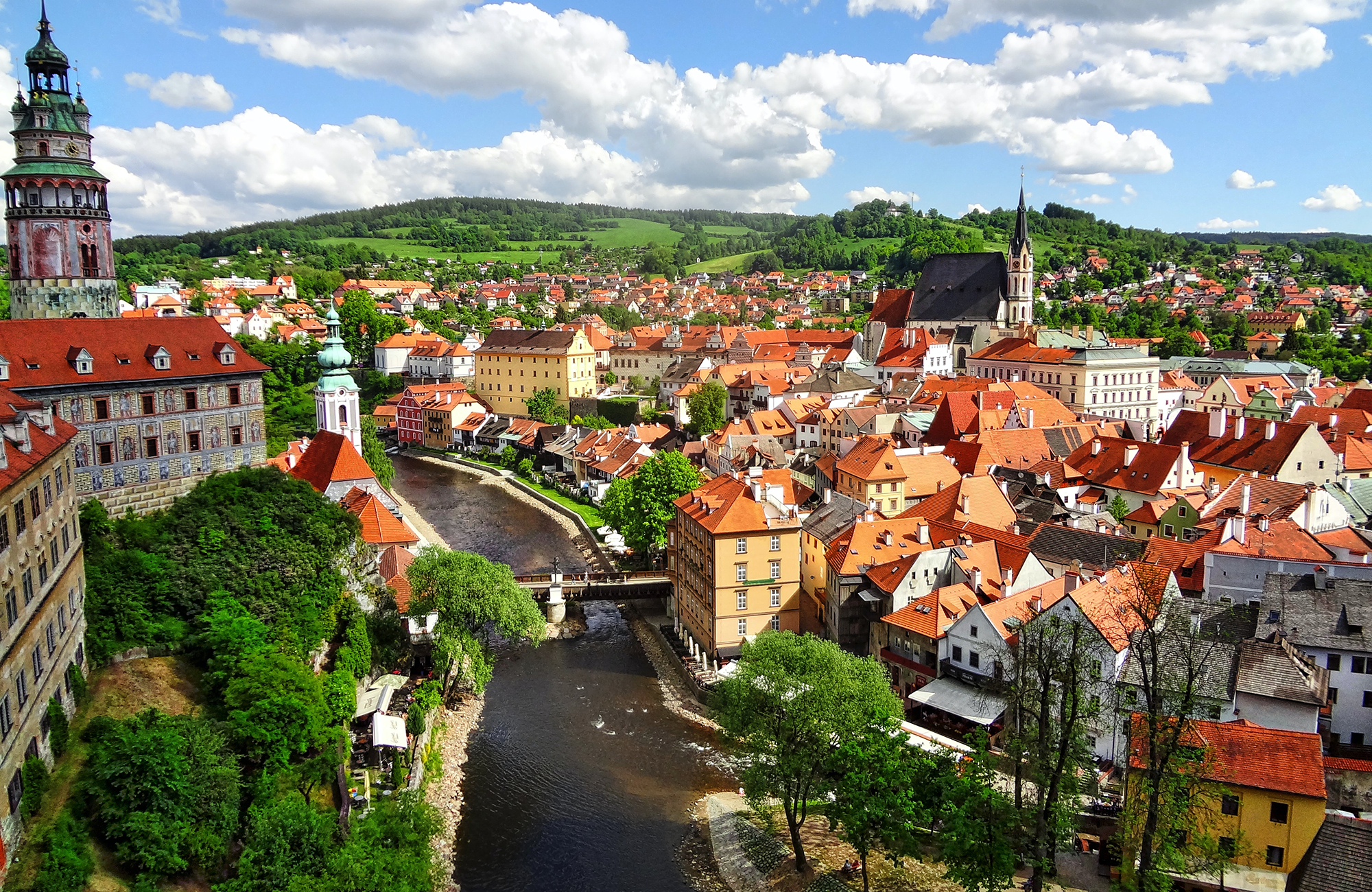 Loftmynd af Prag þar sem hægt er að fara í ferð með fyrirtækinu þínu