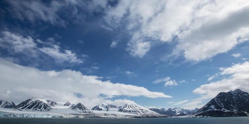 5b247a7be26476e472bd59380ce854e1