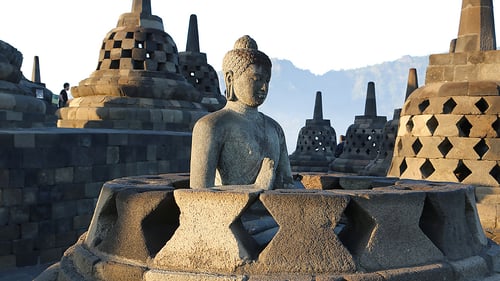 java_-_borobudur_temple_2_1280x720_for_navi_web
